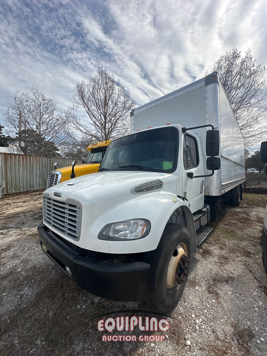 2018 FREIGHTLINER M2 4X2 S/A 26FT NON CDL BOX TRUCK