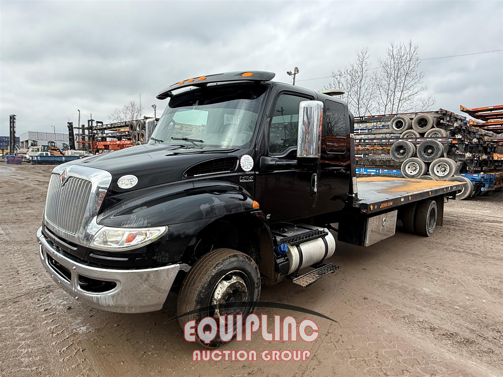 2019 INTERNATIONAL MV607 4X2 S/A ROLLBACK TRUCK
