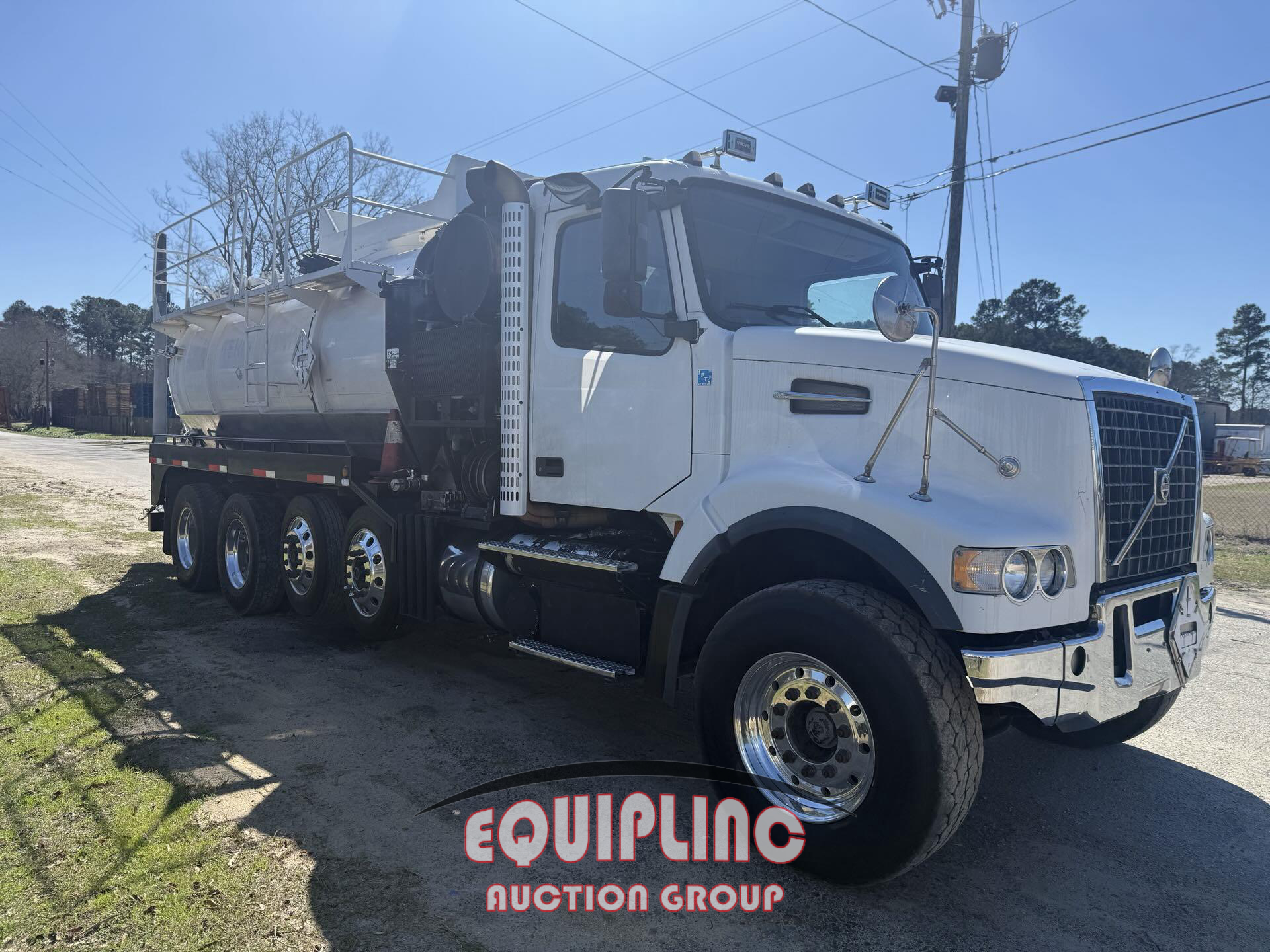 2007 VOLVO VHD QUAD/A VACUUM TRUCK