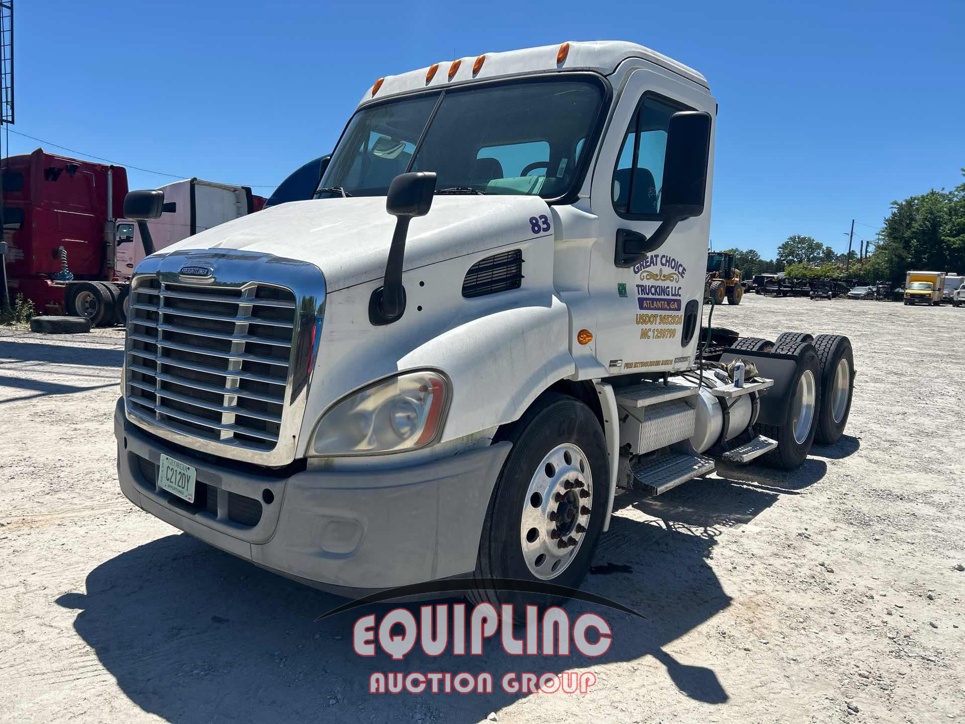 2010 FREIGHTLINER CASCADIA CA113DC 6X4 T/A DAY CAB
