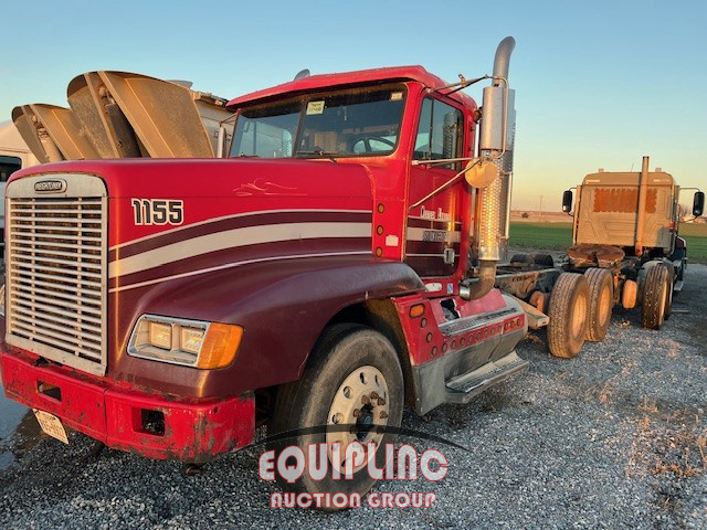 2001 FREIGHTLINER FLD120 T/A 6X4 DAY CAB