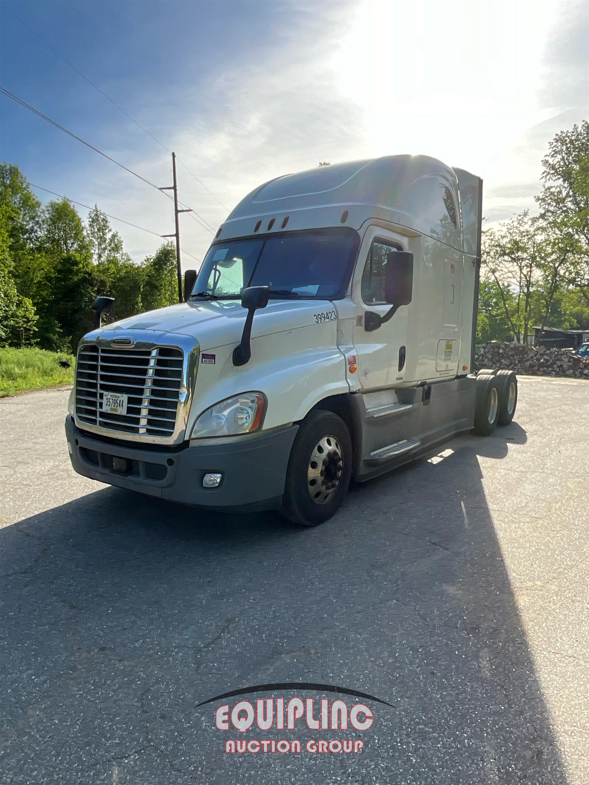 2018 FREIGHTLINER CASCADIA 6X4 T/A SLEEPER TRUCK TRACTOR