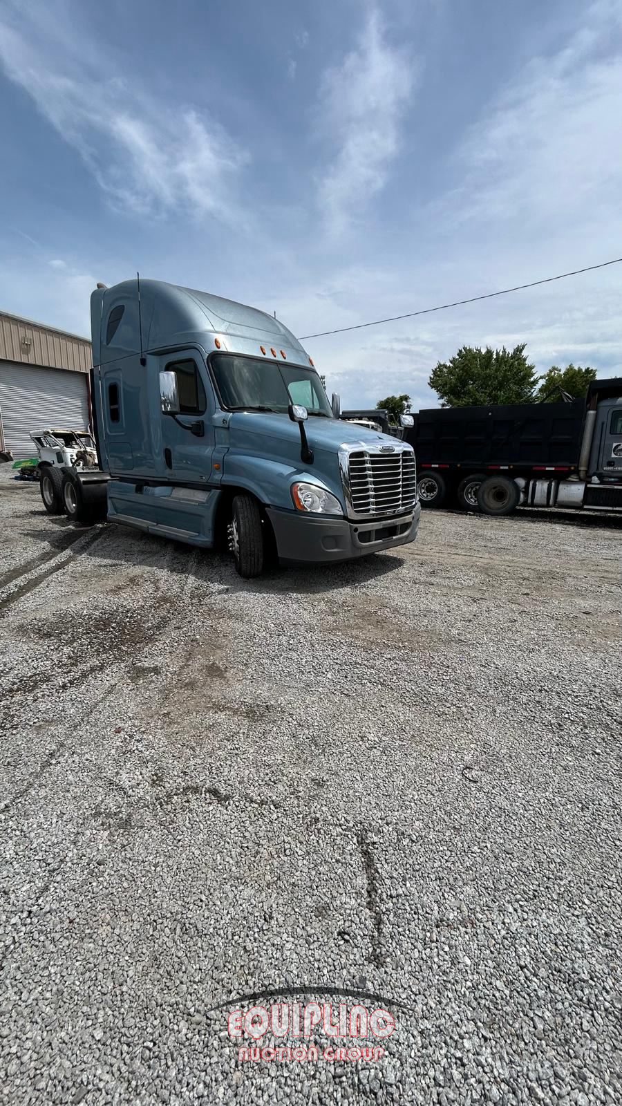 2012 FREIGHTLINER CASCADIA 6X4 T/A SLEEPER TRUCK TRACTOR