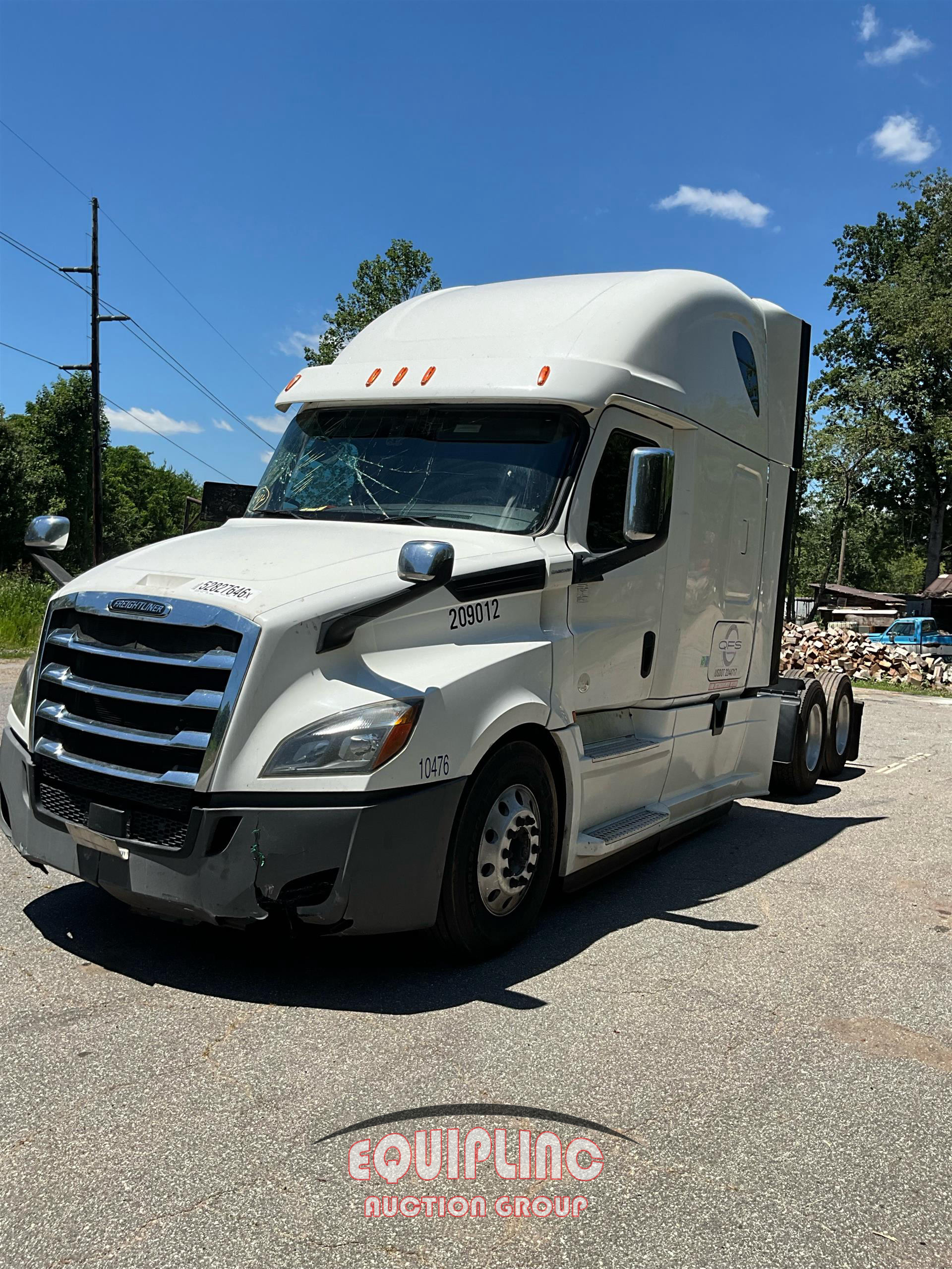 Photo of a 2020 Freightliner CASCADIA