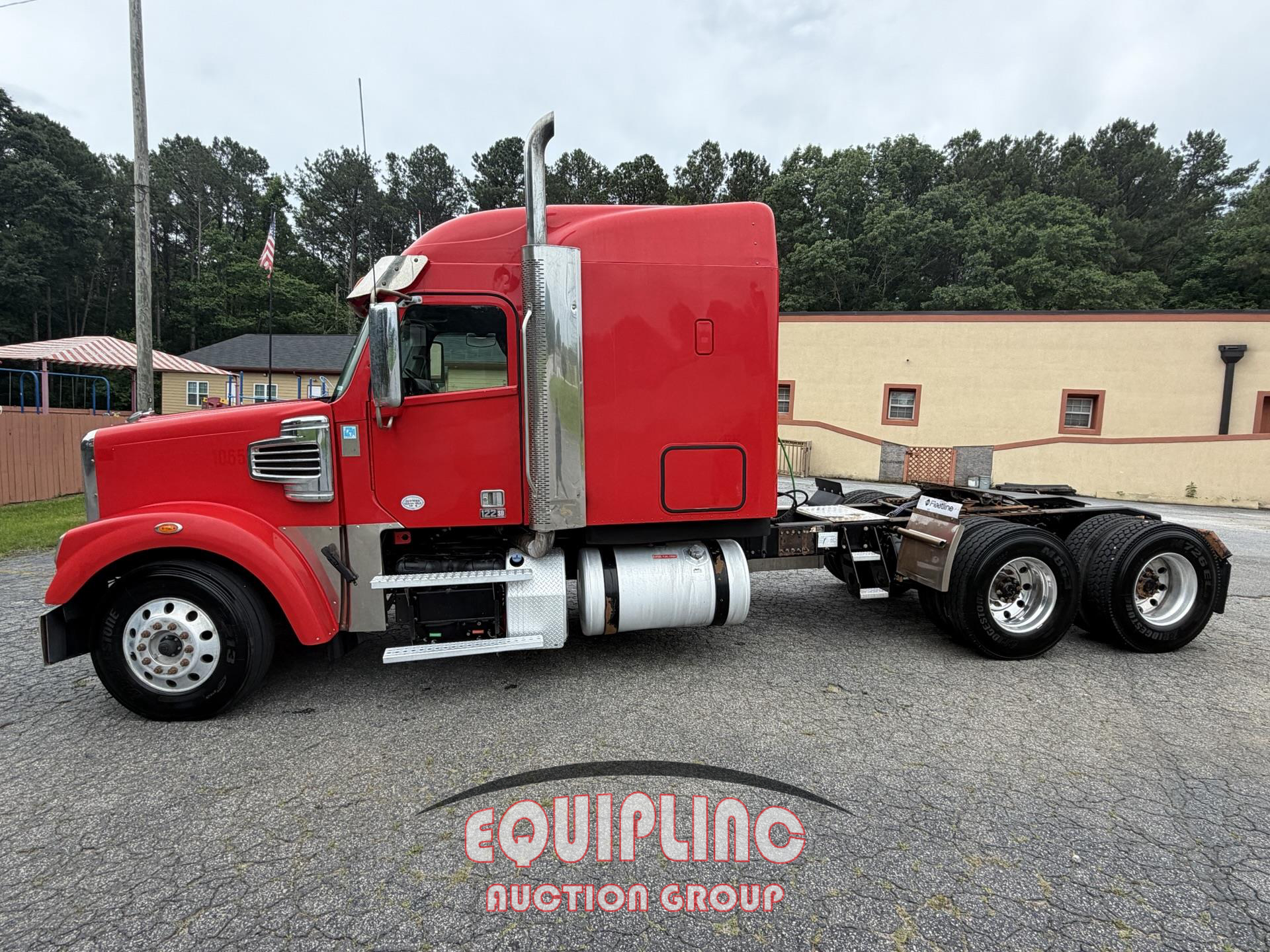 Photo of a 2018 Freightliner CORONADO