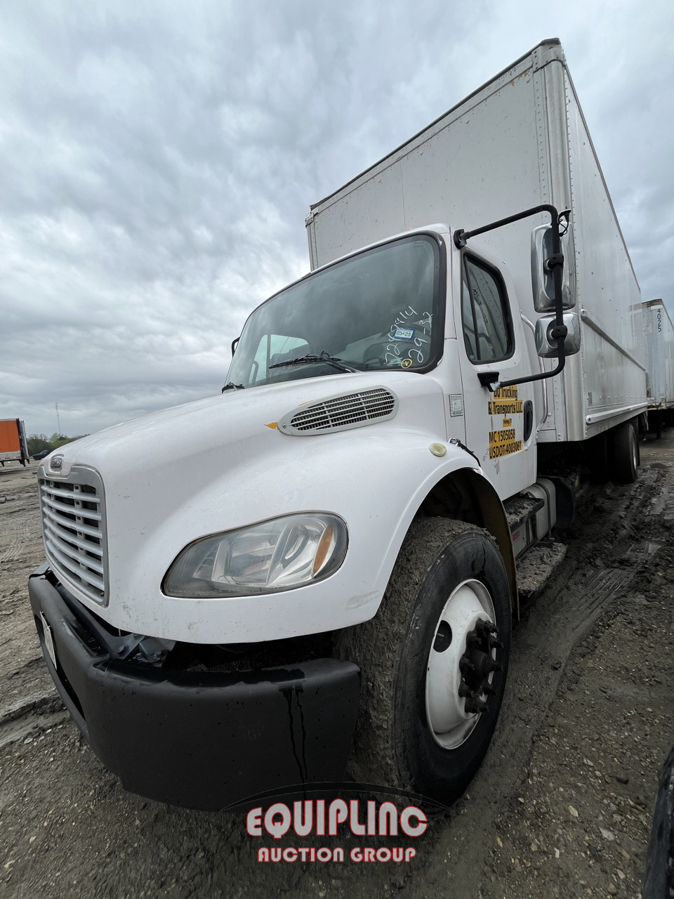 2017 FREIGHTLINER M2 4X2 S/A 26FT NON CDL BOX TRUCK
