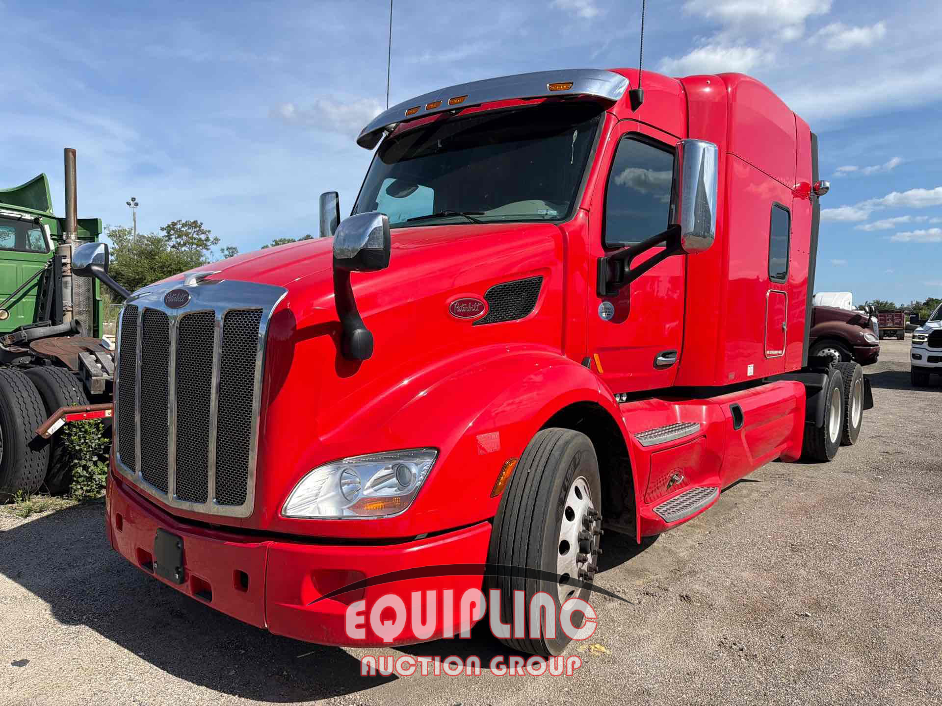 Photo of a 2021 Peterbilt 579