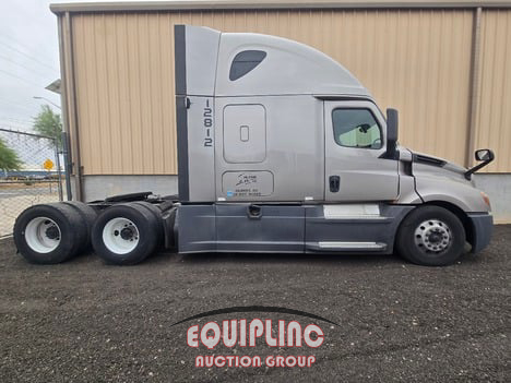 Photo of a 2019 Freightliner CASCADIA
