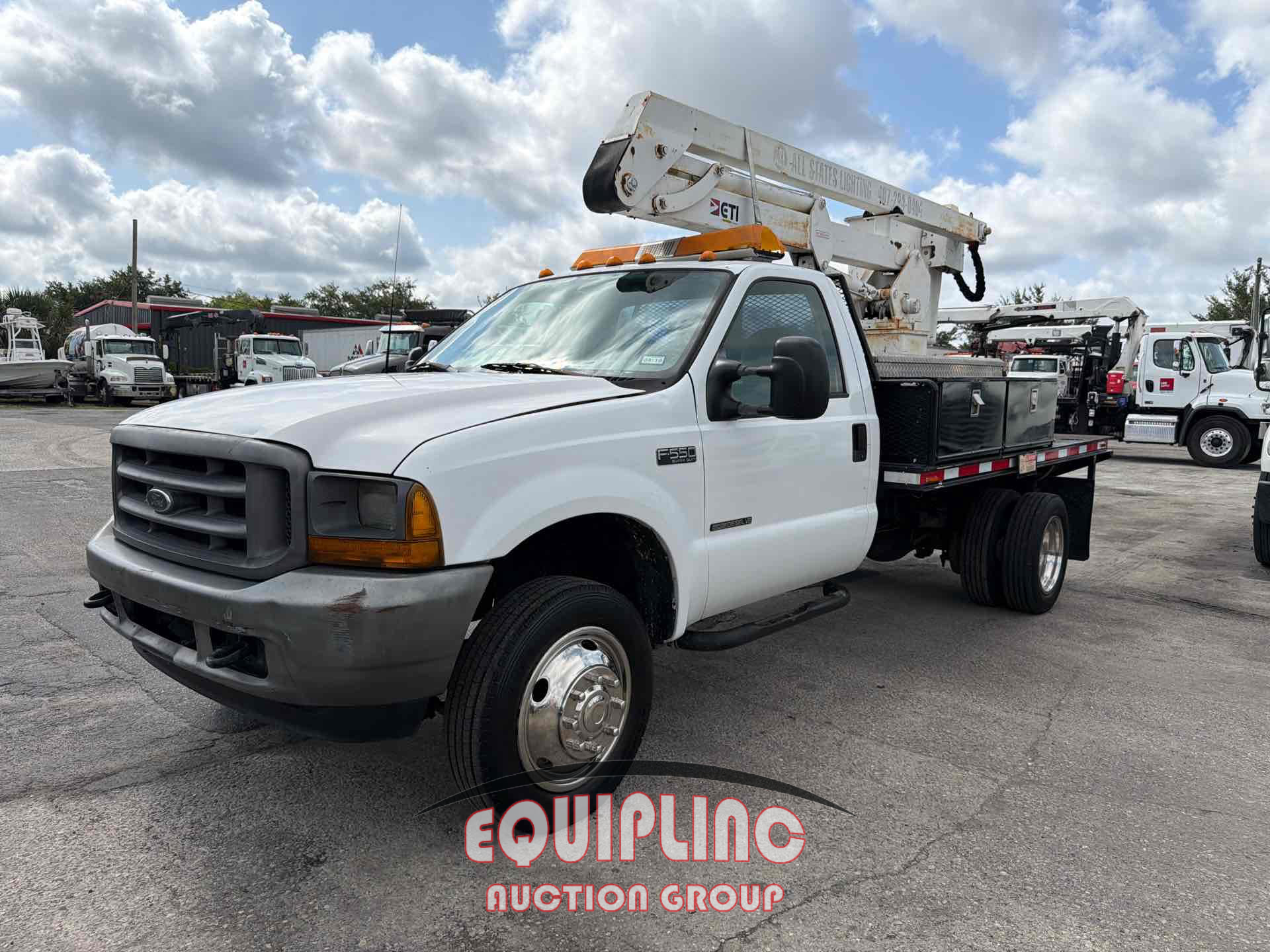 2001 Ford F-550