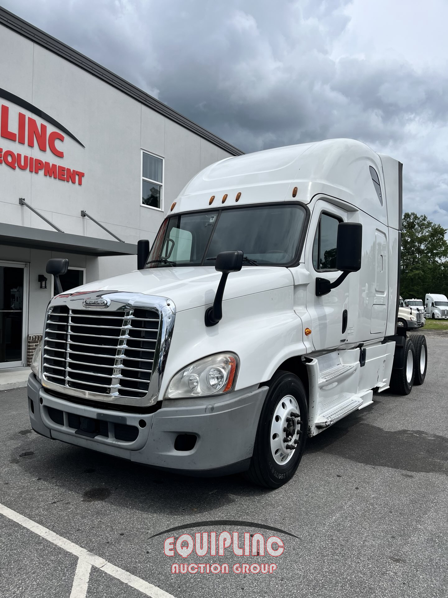 Photo of a 2017 Freightliner CASCADIA