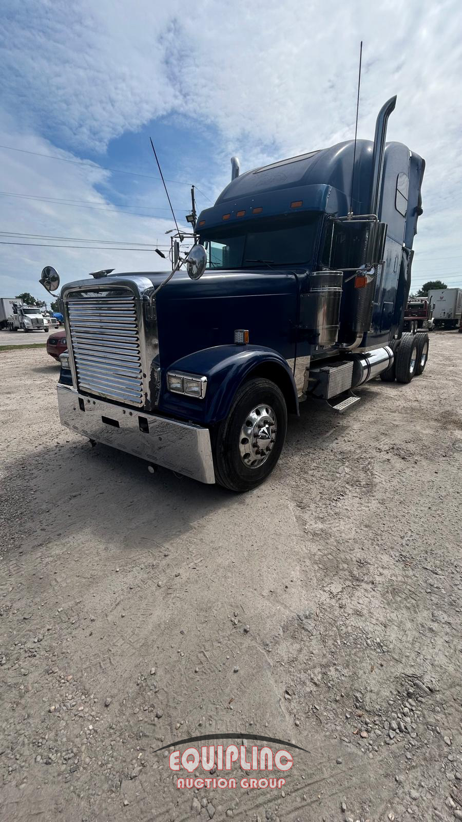 Photo of a 2007 Freightliner CLASSIC XL
