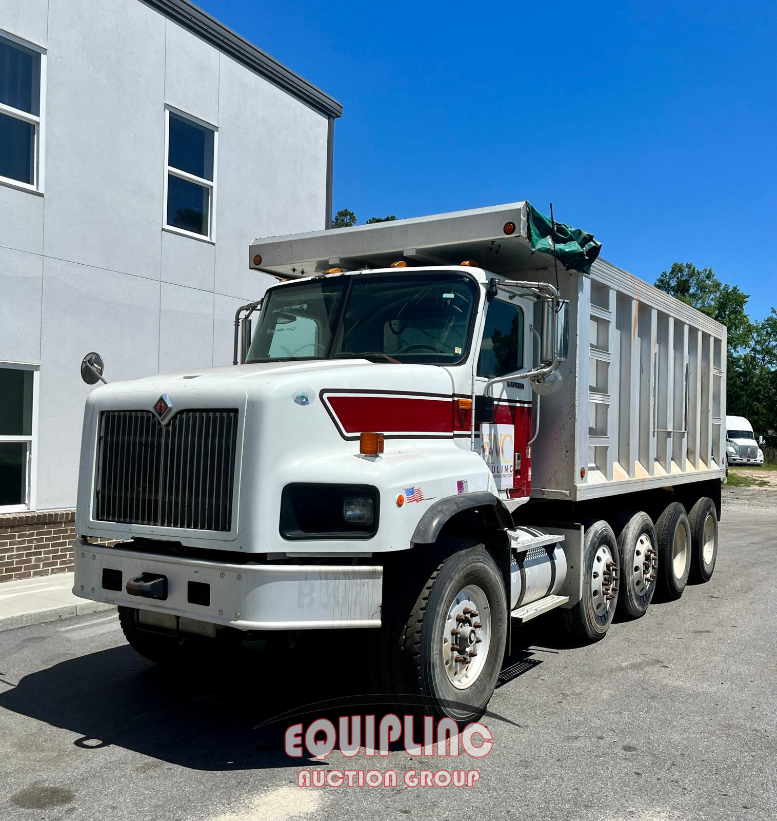 Photo of a 2011 International PAYSTAR 5600I
