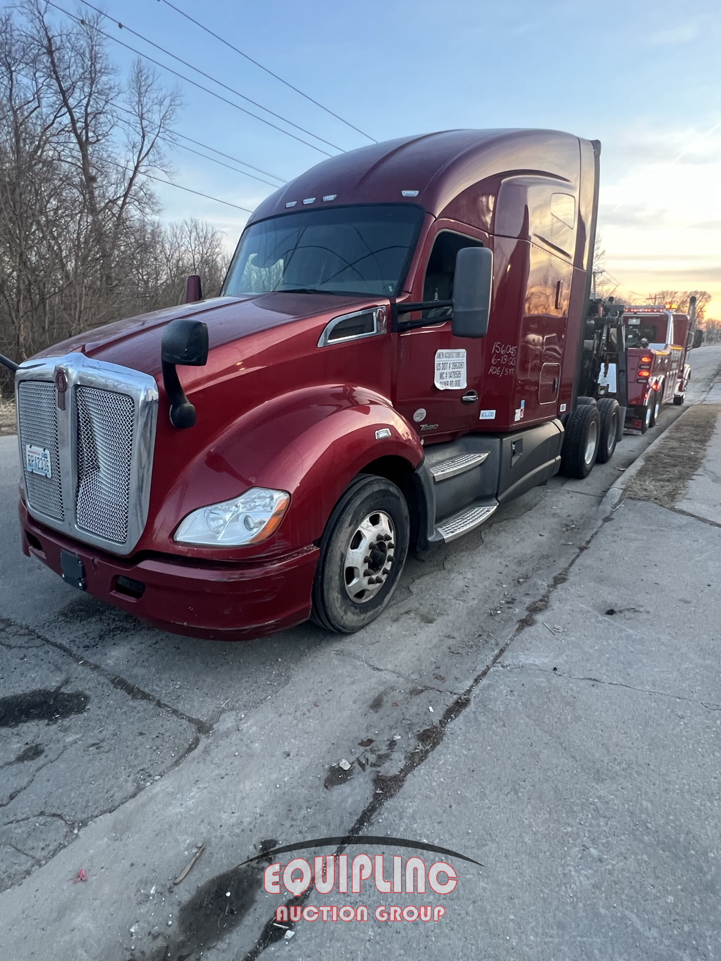 2016 KENWORTH T680 6X4 T/A SLEEPER TRUCK TRACTOR
