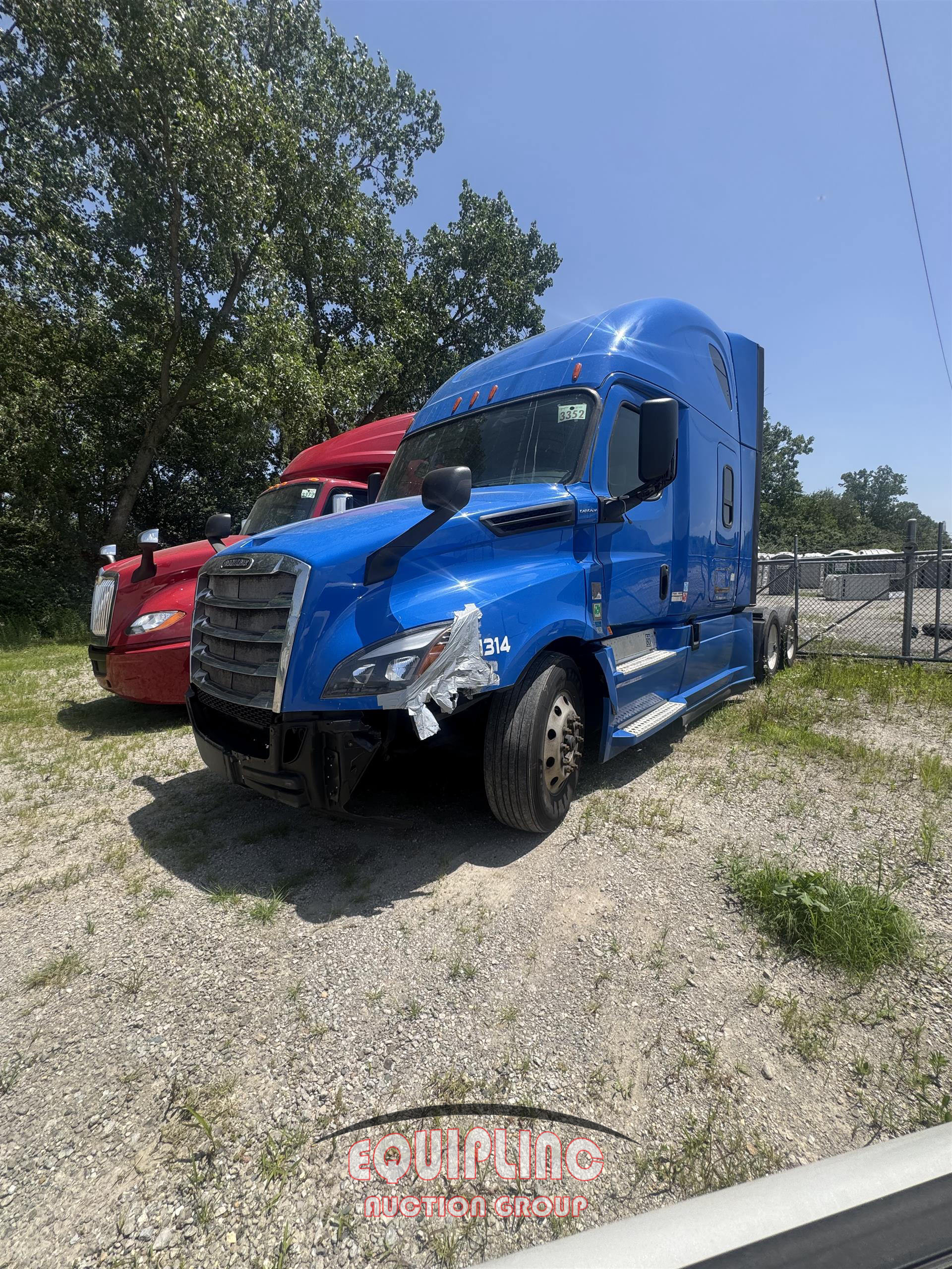 Photo of a 2019 Freightliner CASCADIA