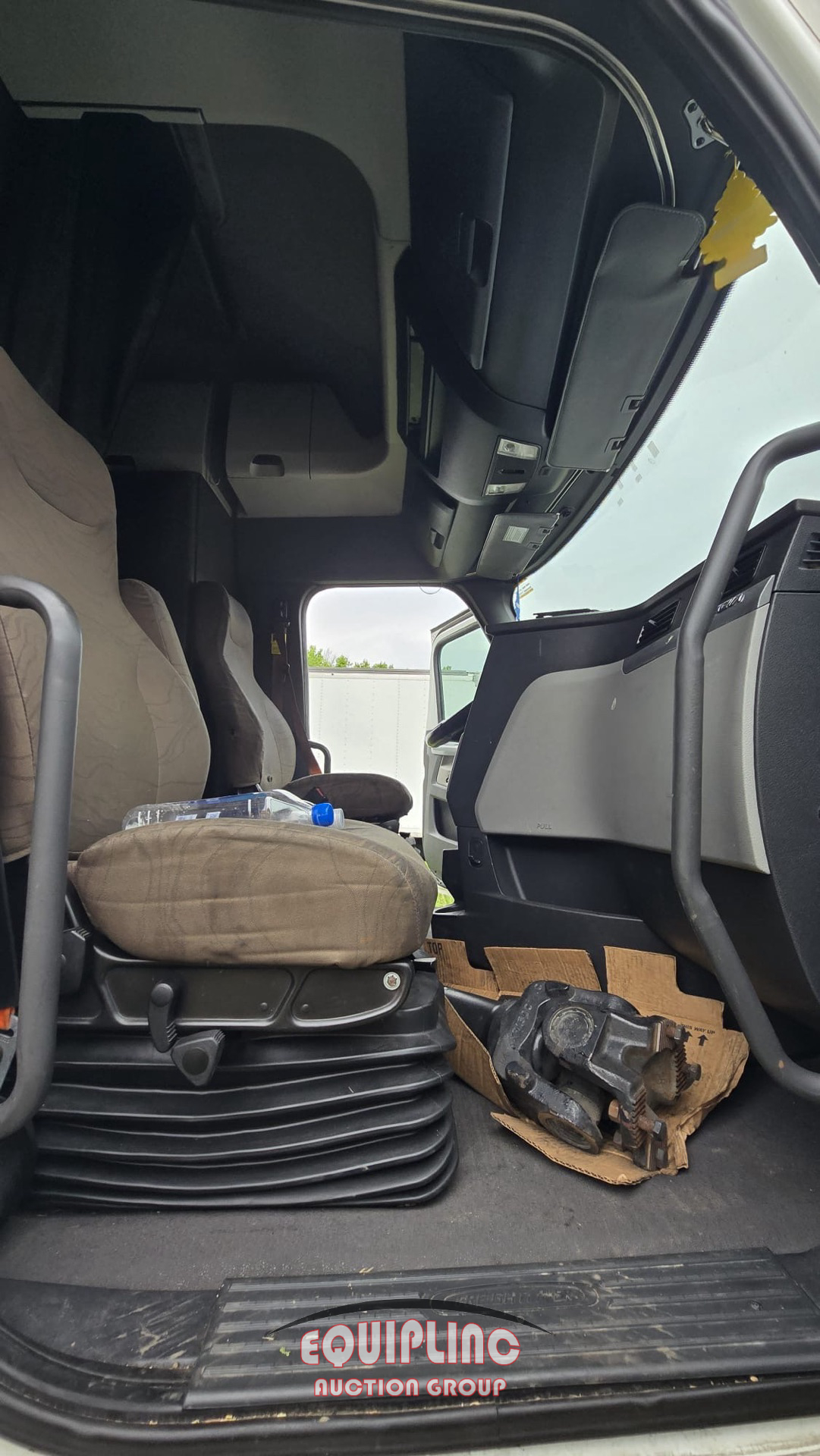 2020 Freightliner Cascadia