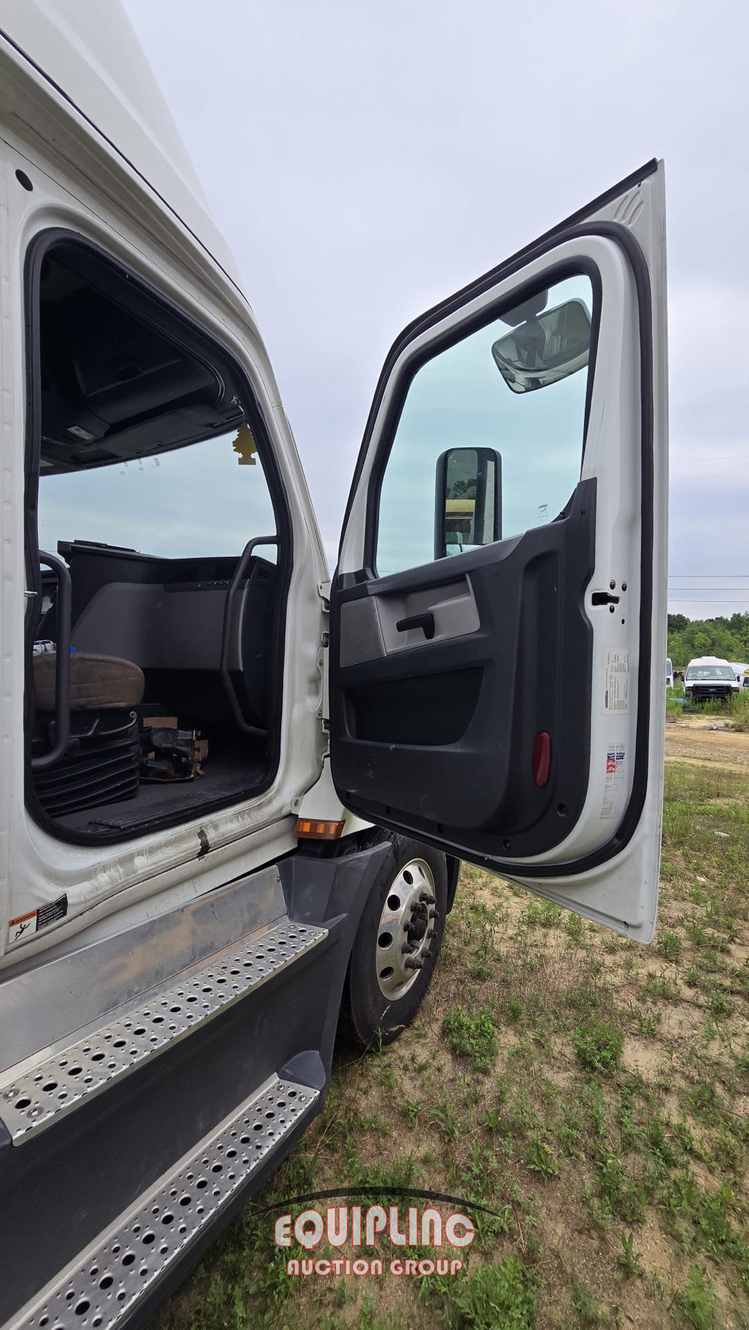 2020 Freightliner Cascadia