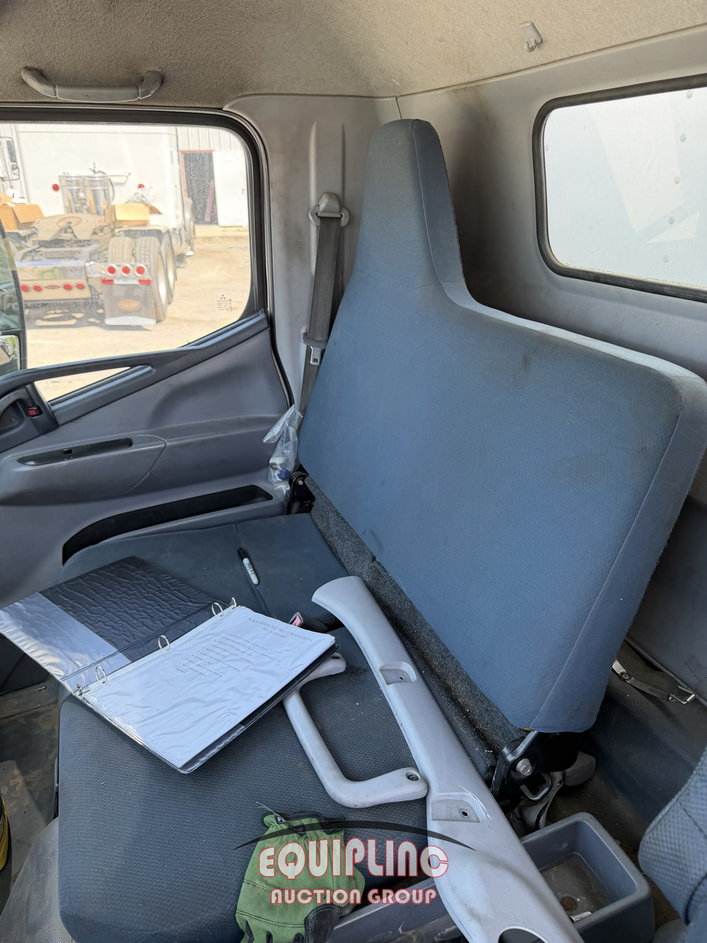 2013 Mitsubishi FE