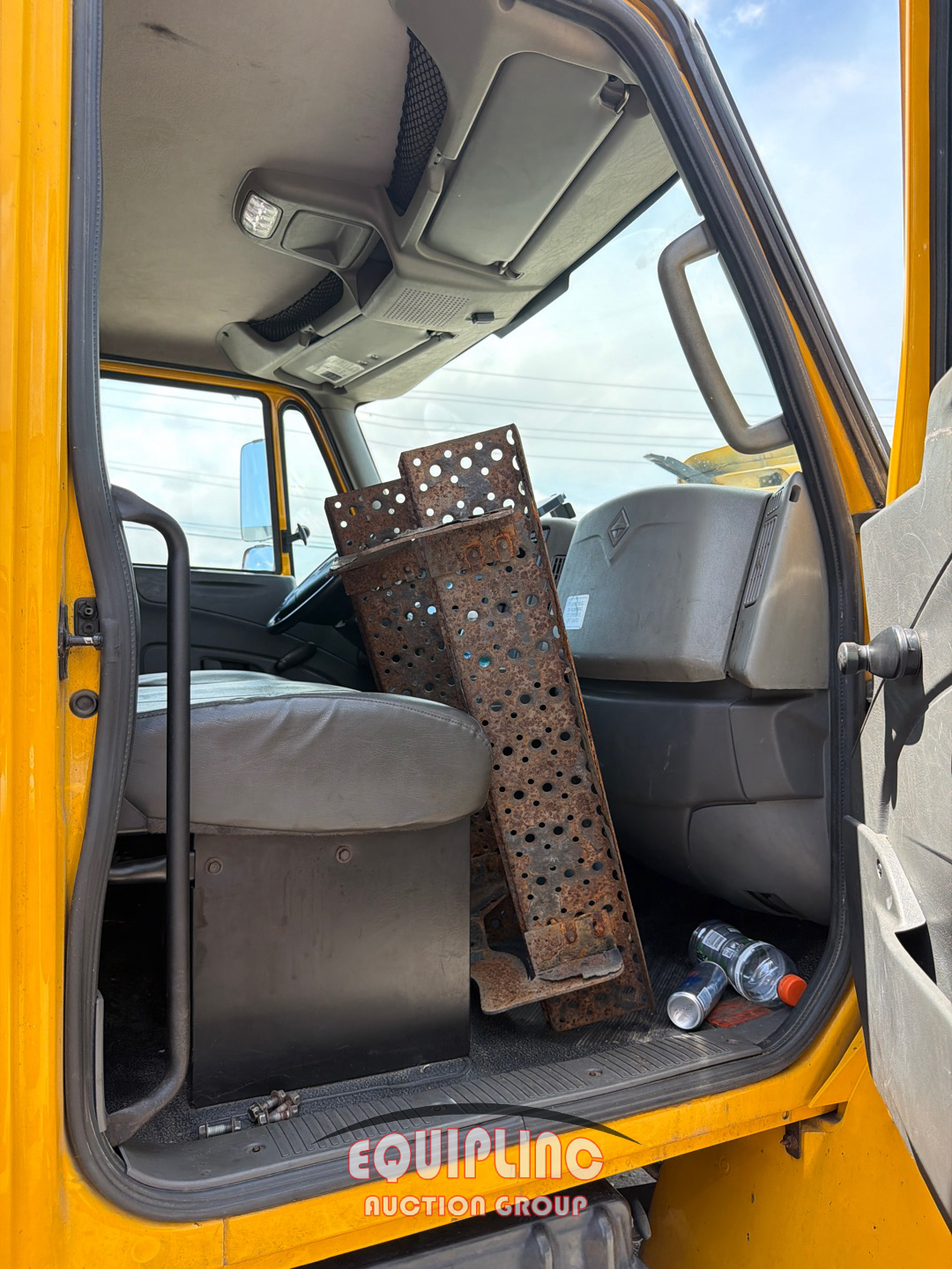 2019 International 4300