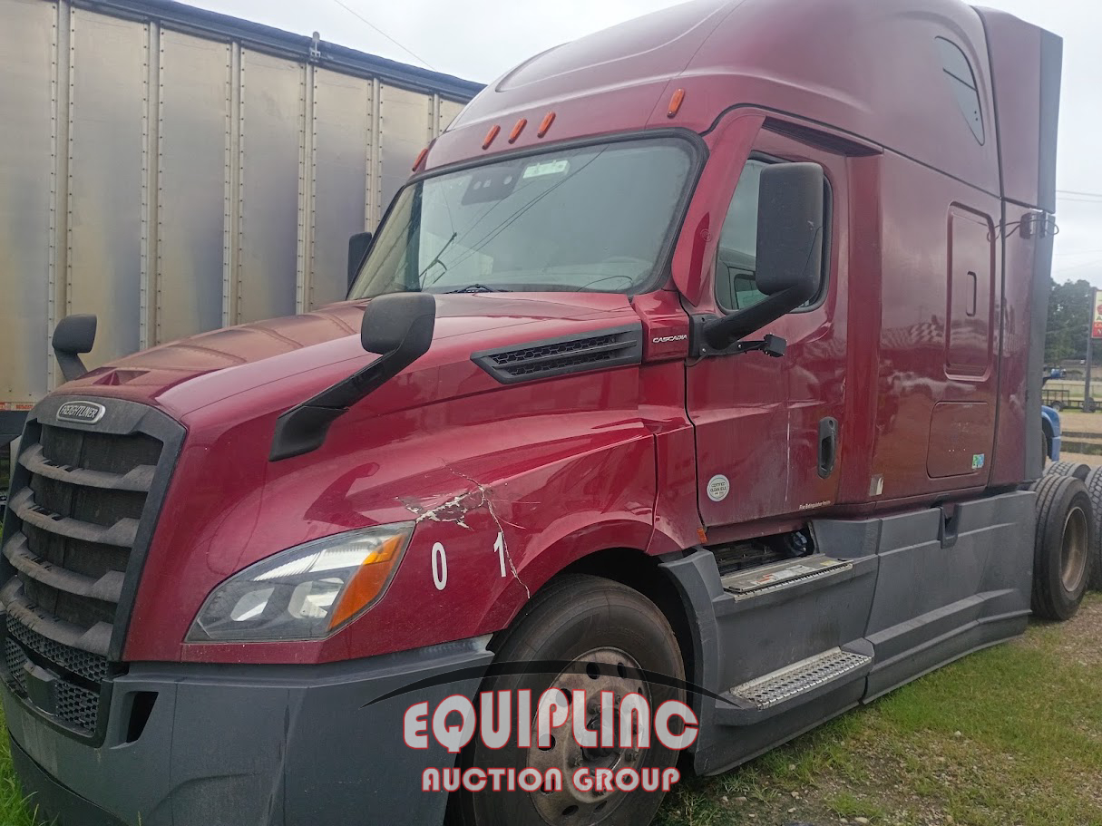 Photo of a 2021 Freightliner CASCADIA