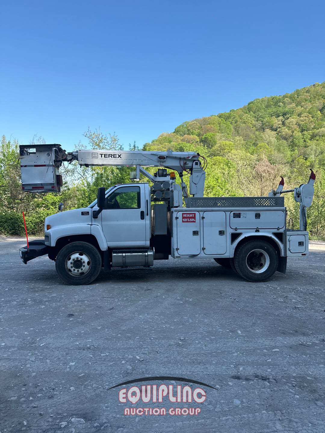 Photo of a 2008 GMC C7500