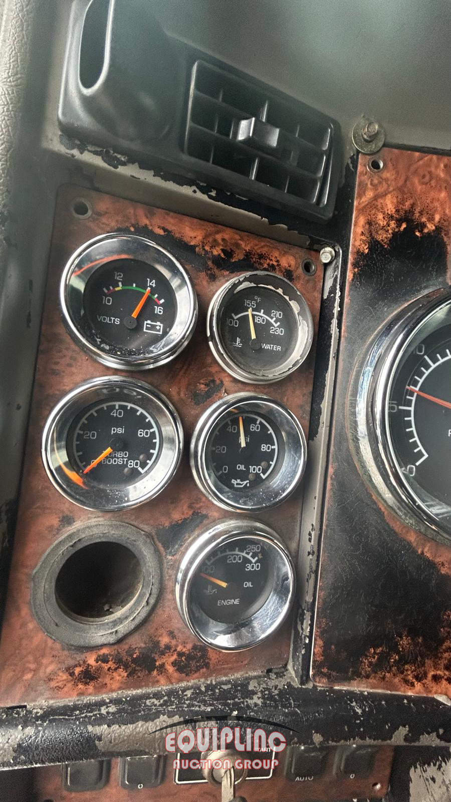 2006 Kenworth T8