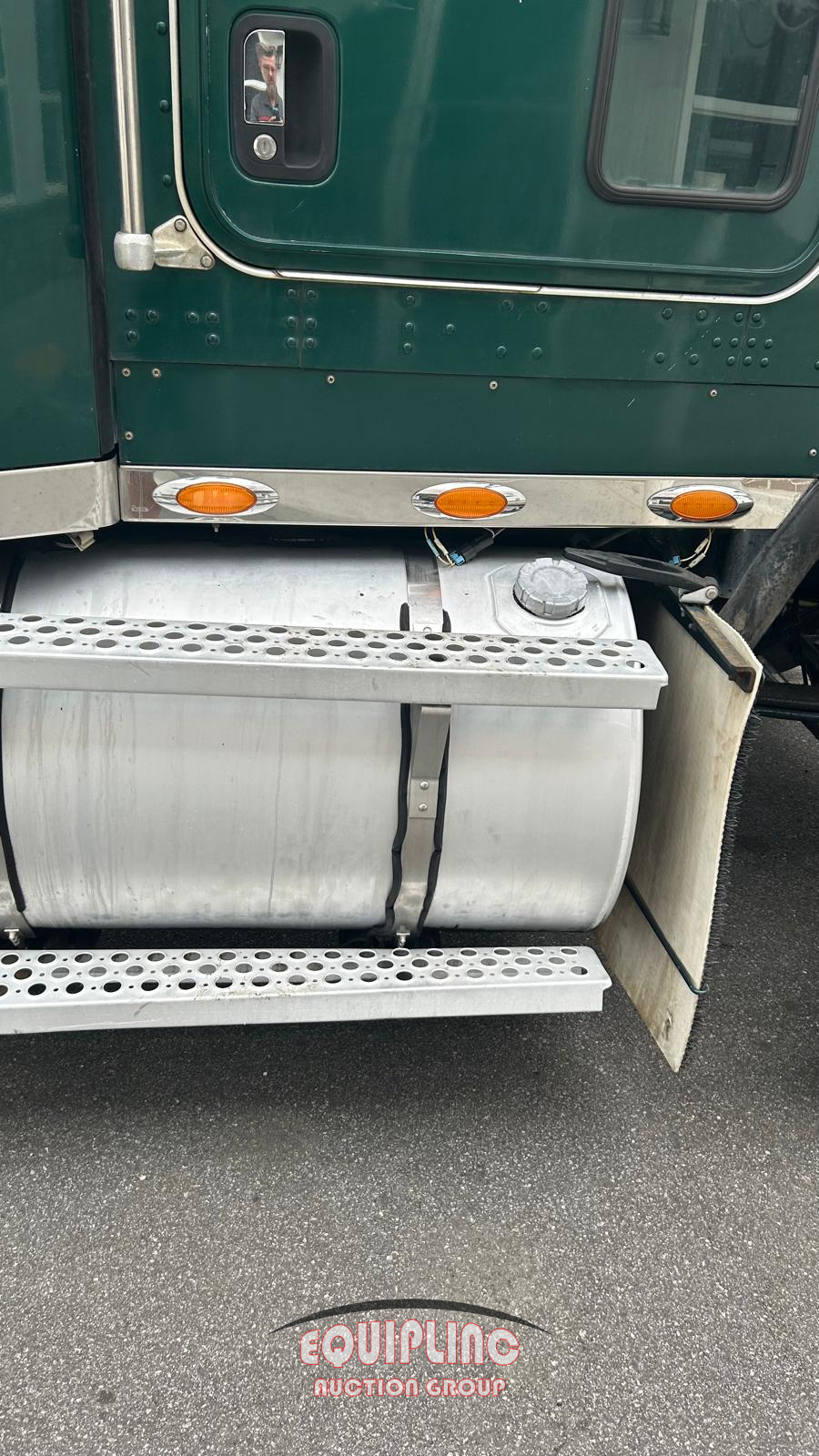2006 Kenworth T8