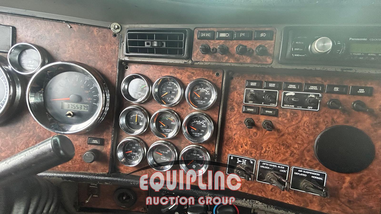 2006 Kenworth T8