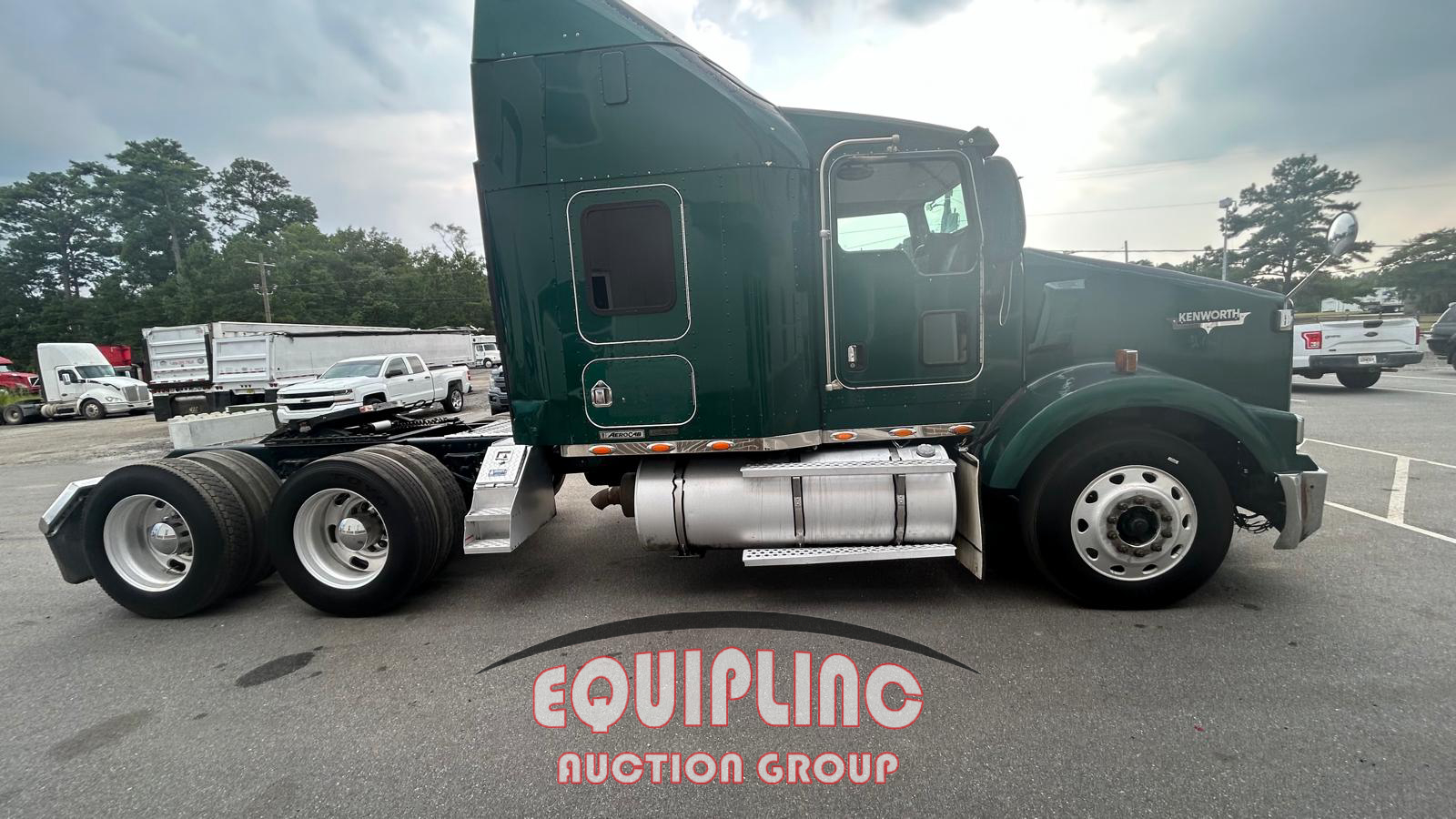 2006 Kenworth T8