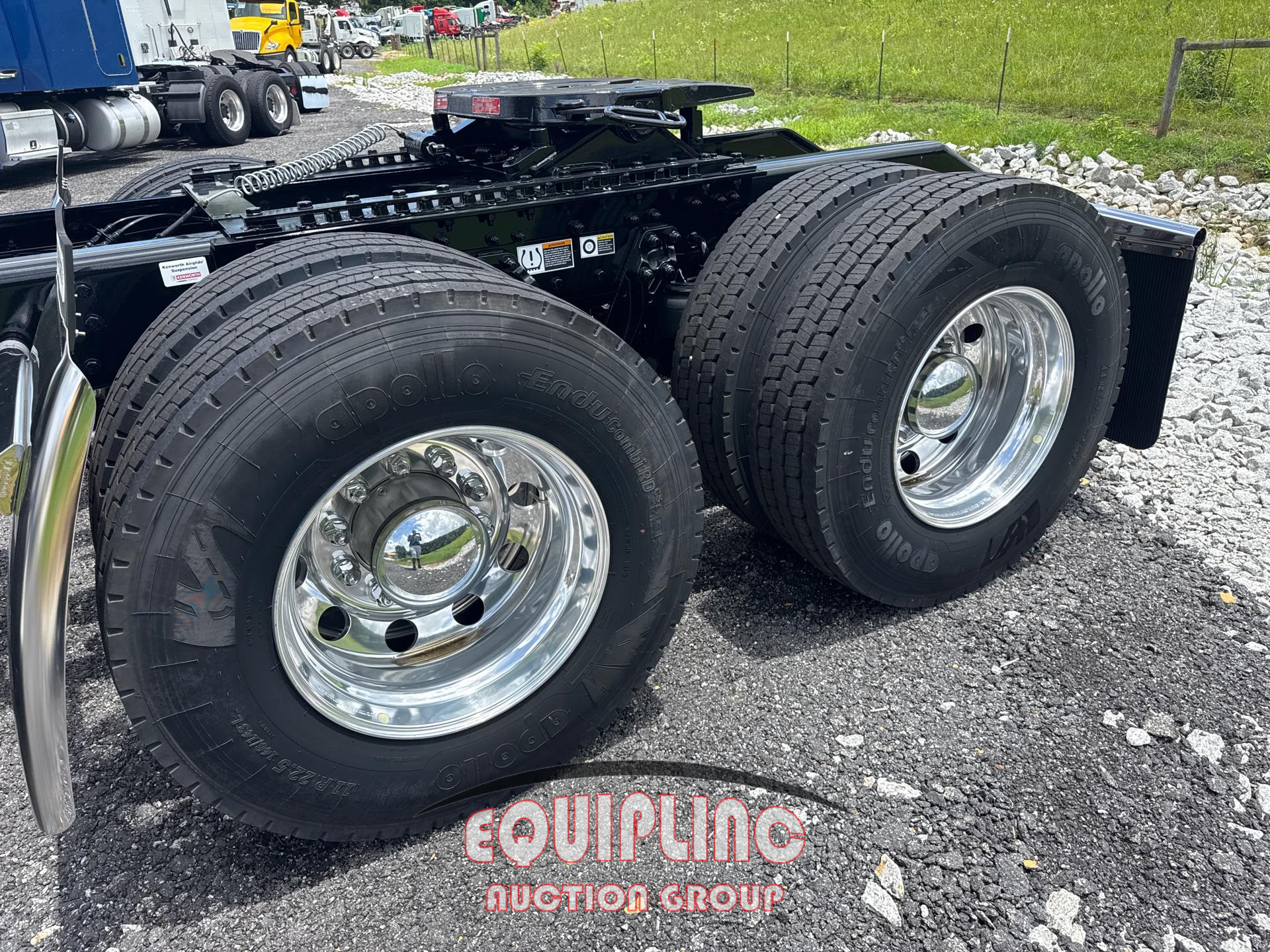 2024 Kenworth W900