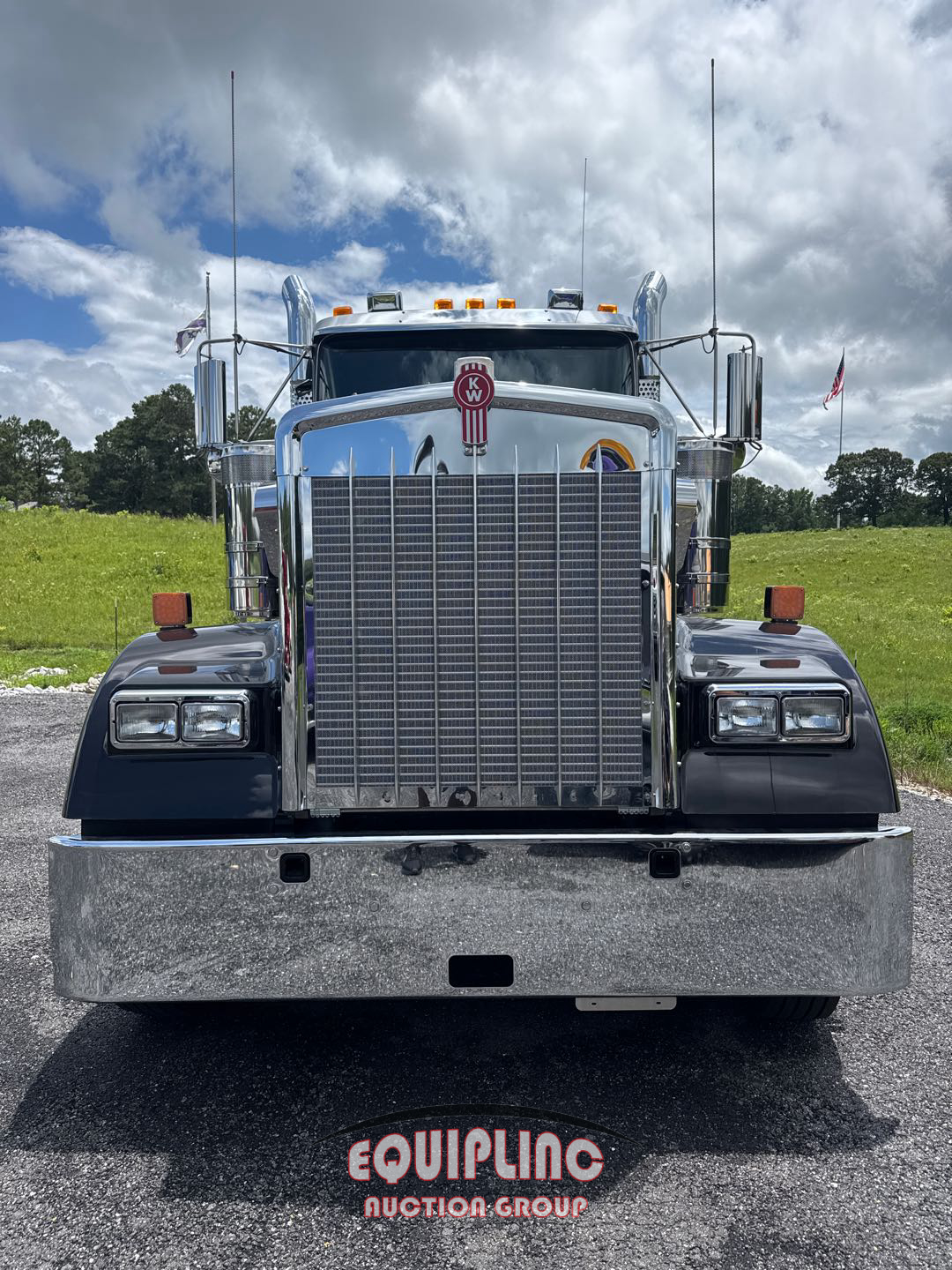 2024 Kenworth W900