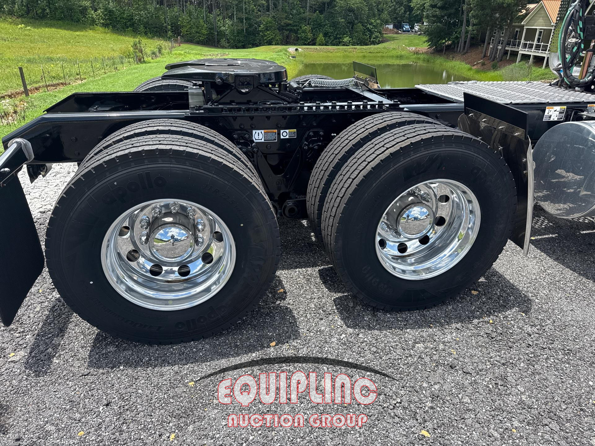 2024 Kenworth W900