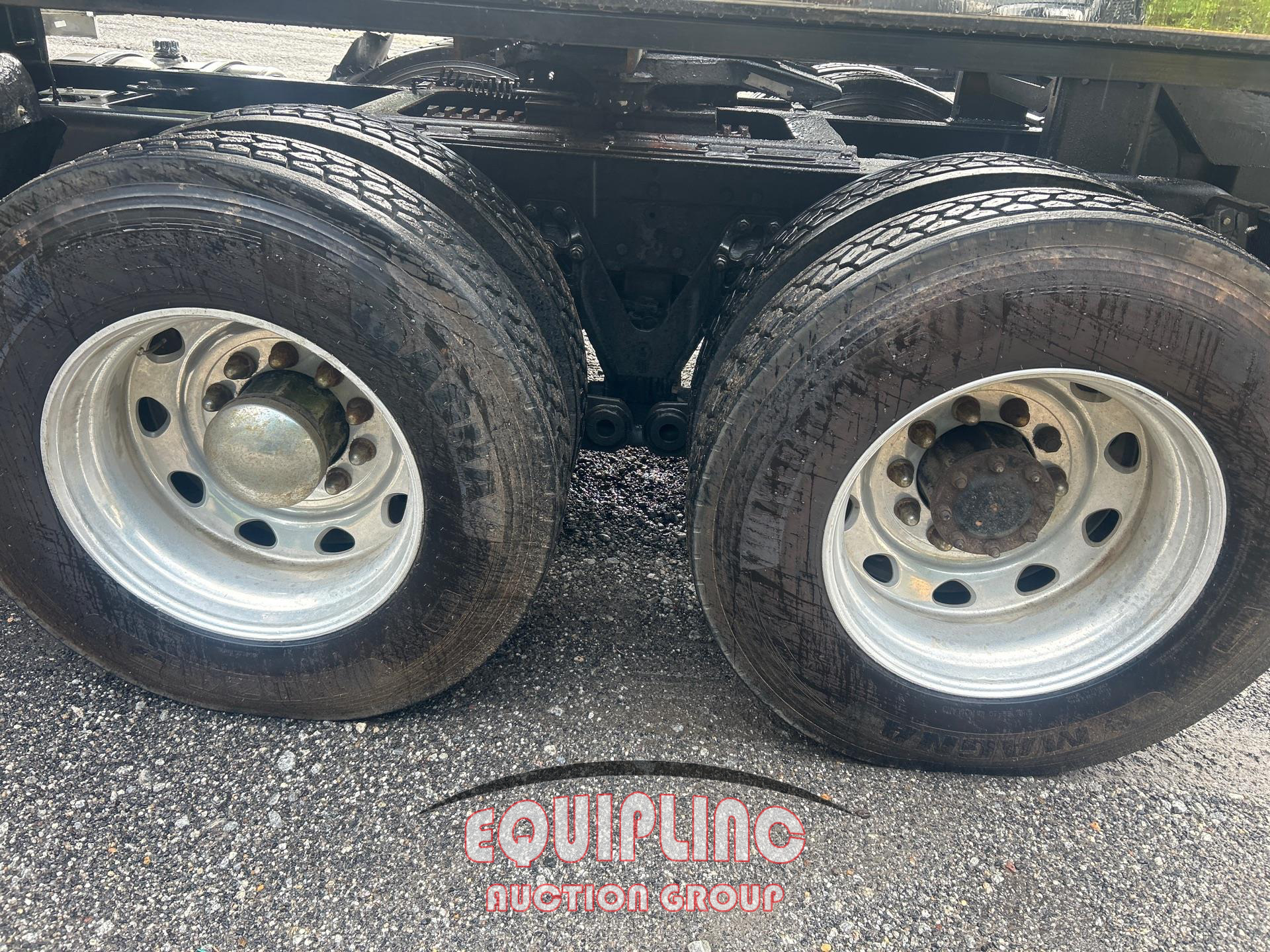 2001 Kenworth W900