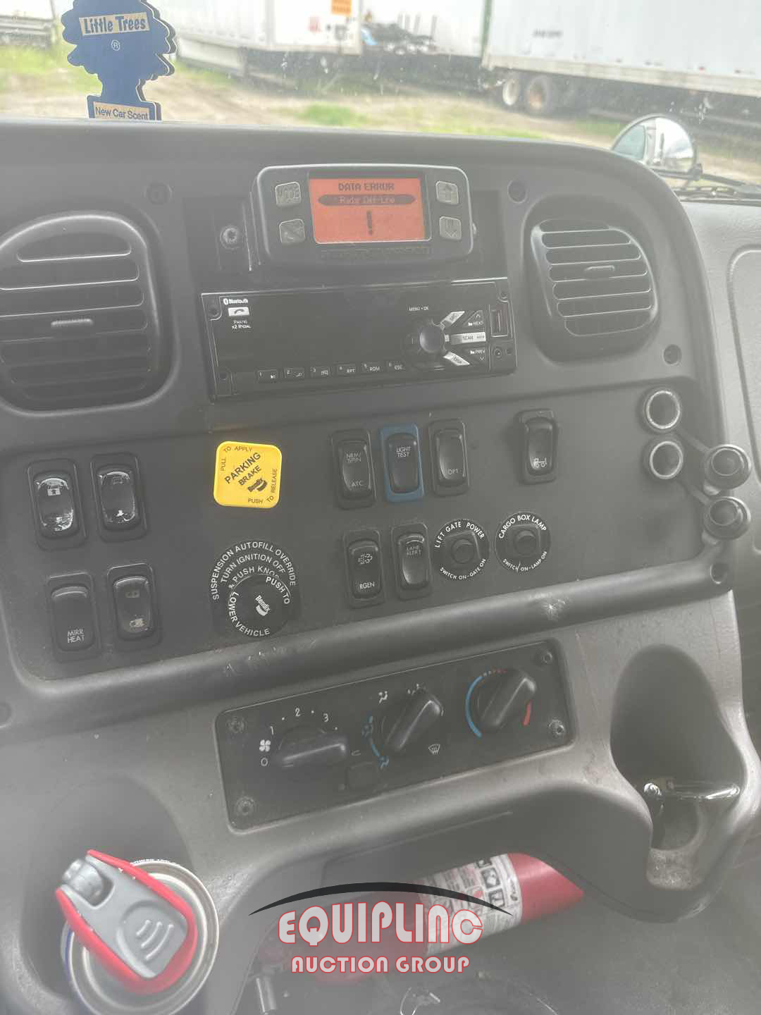 2020 Freightliner M2
