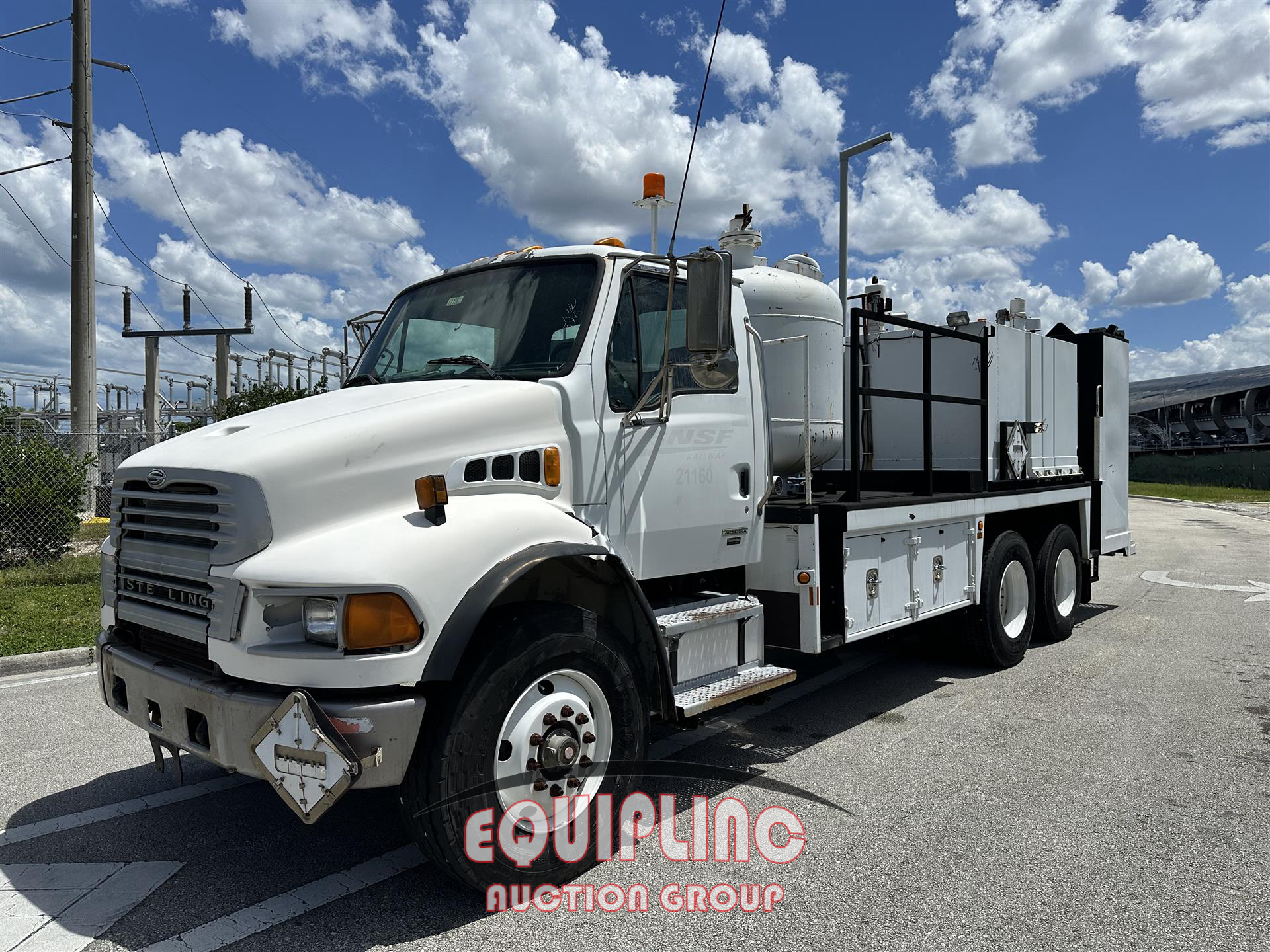 Photo of a 2007 Sterling 8500