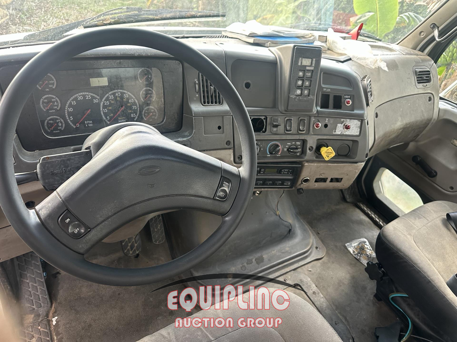 2007 Sterling 8500