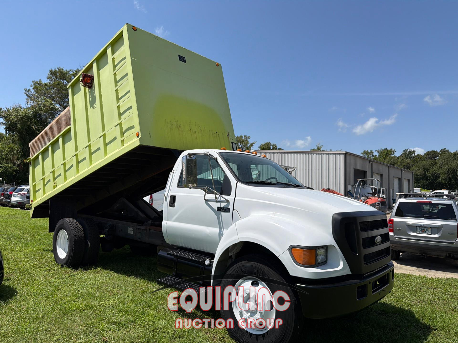 2004 Ford F750