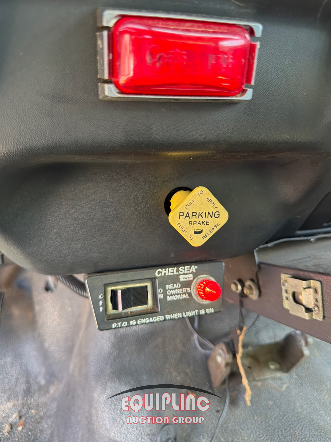 2004 Ford F750
