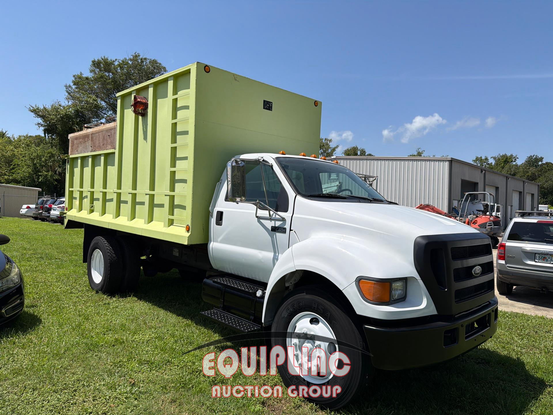 2004 Ford F750