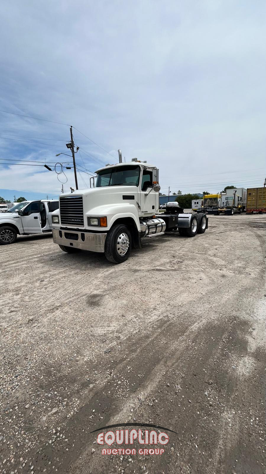 2008 Mack CHU613