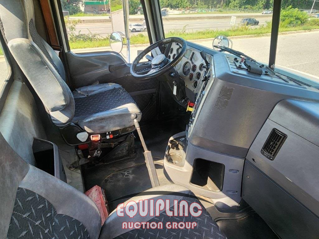 2012 Mack CXU613