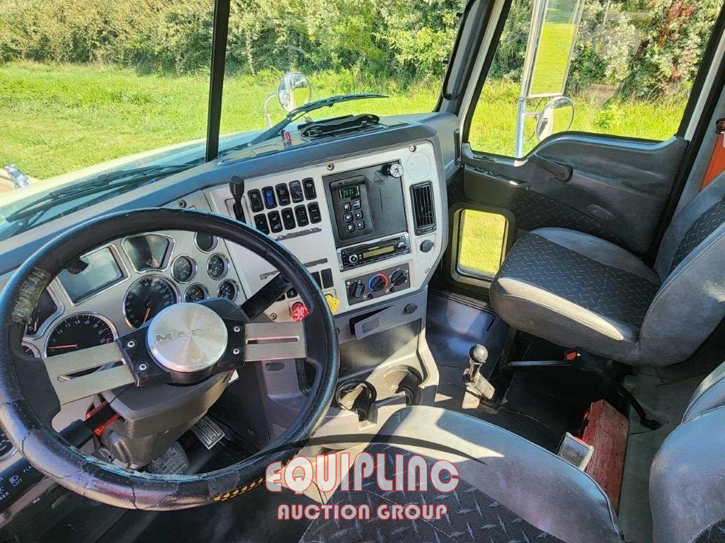 2012 Mack CXU613