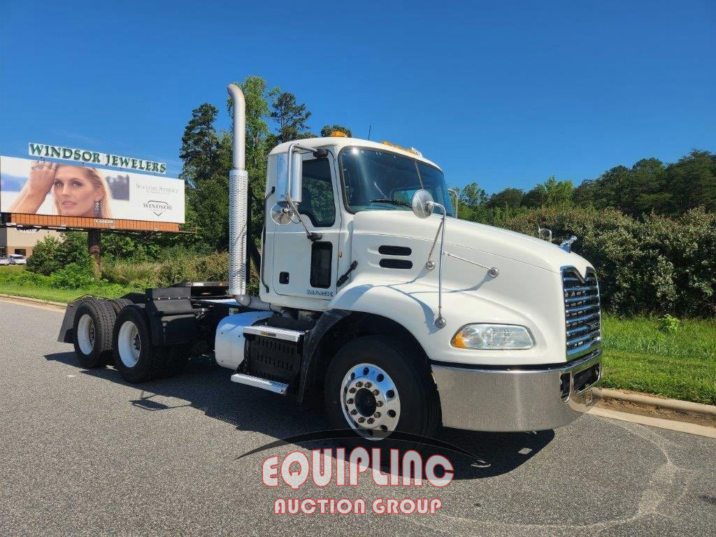 2012 Mack CXU613