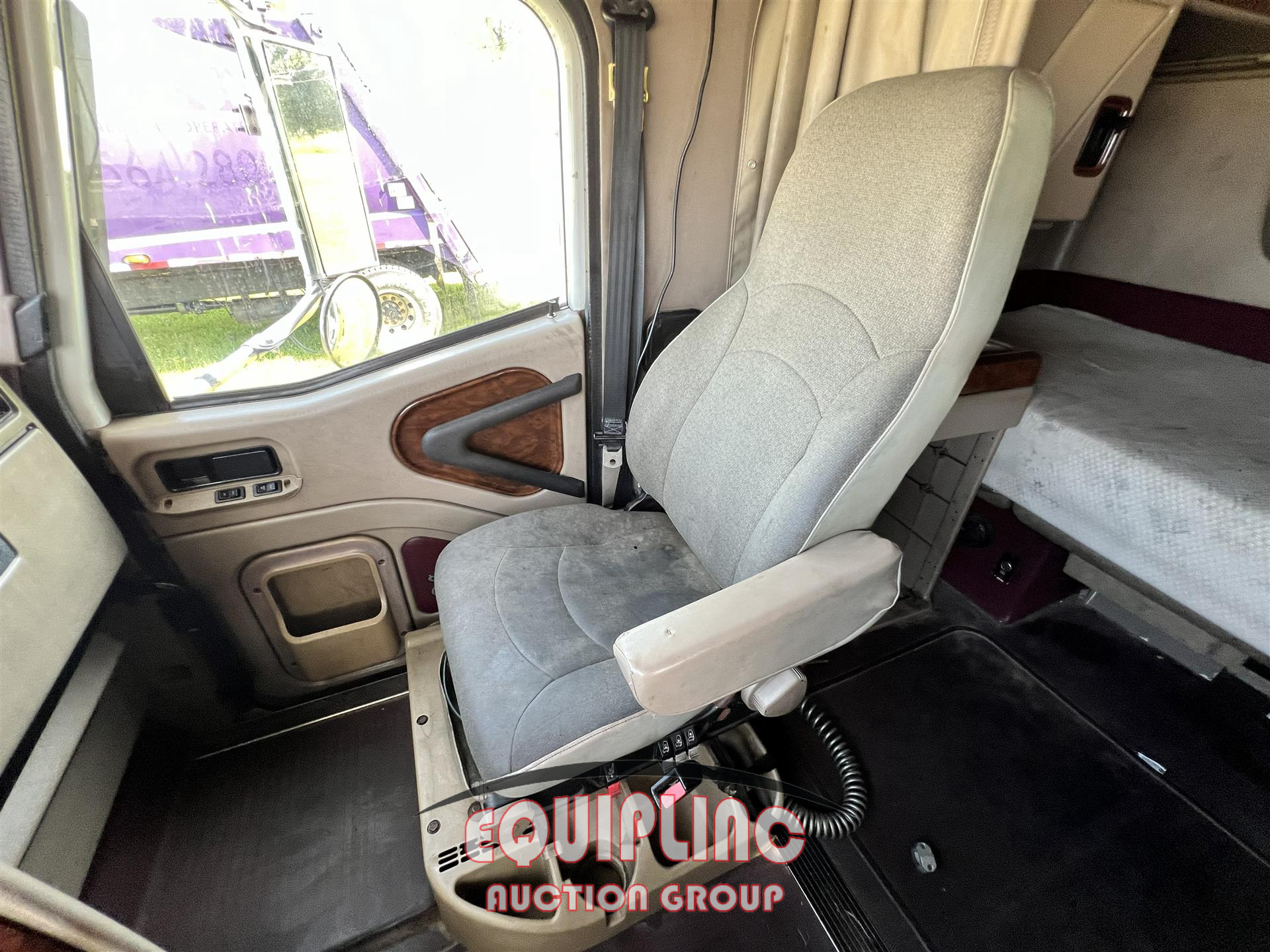 2005 International 9900I
