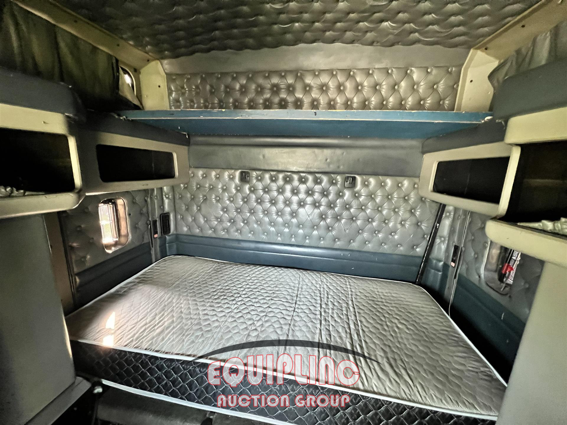 2000 Kenworth T600