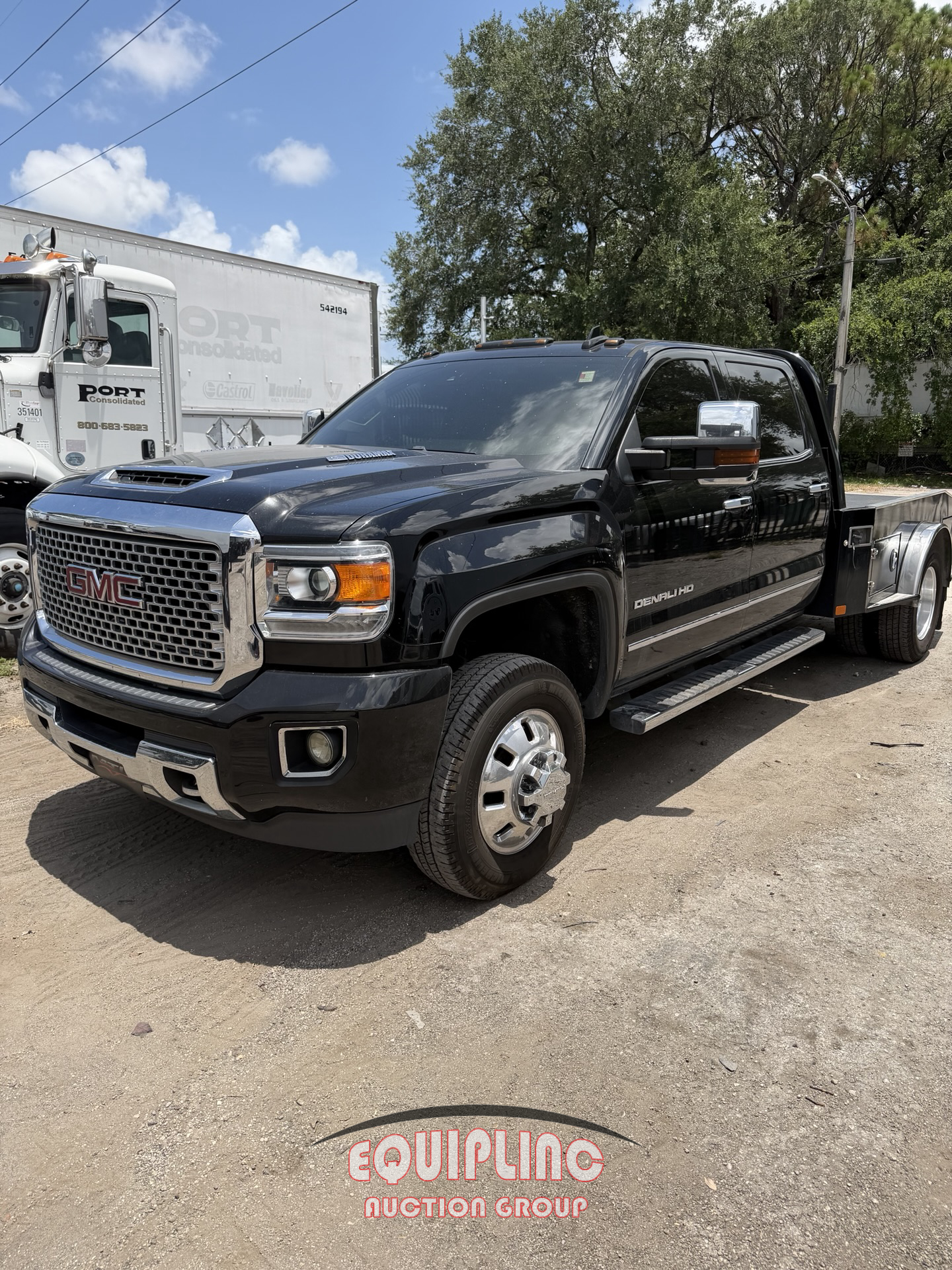 Photo of a 2017 GMC 3500HD