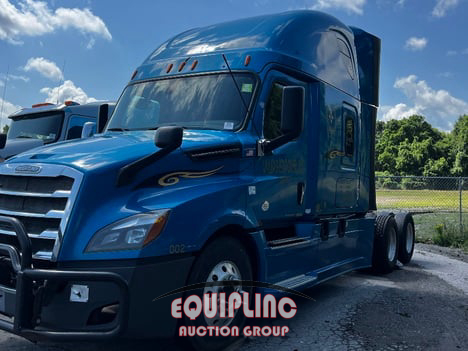 Photo of a 2019 Freightliner CASCADIA