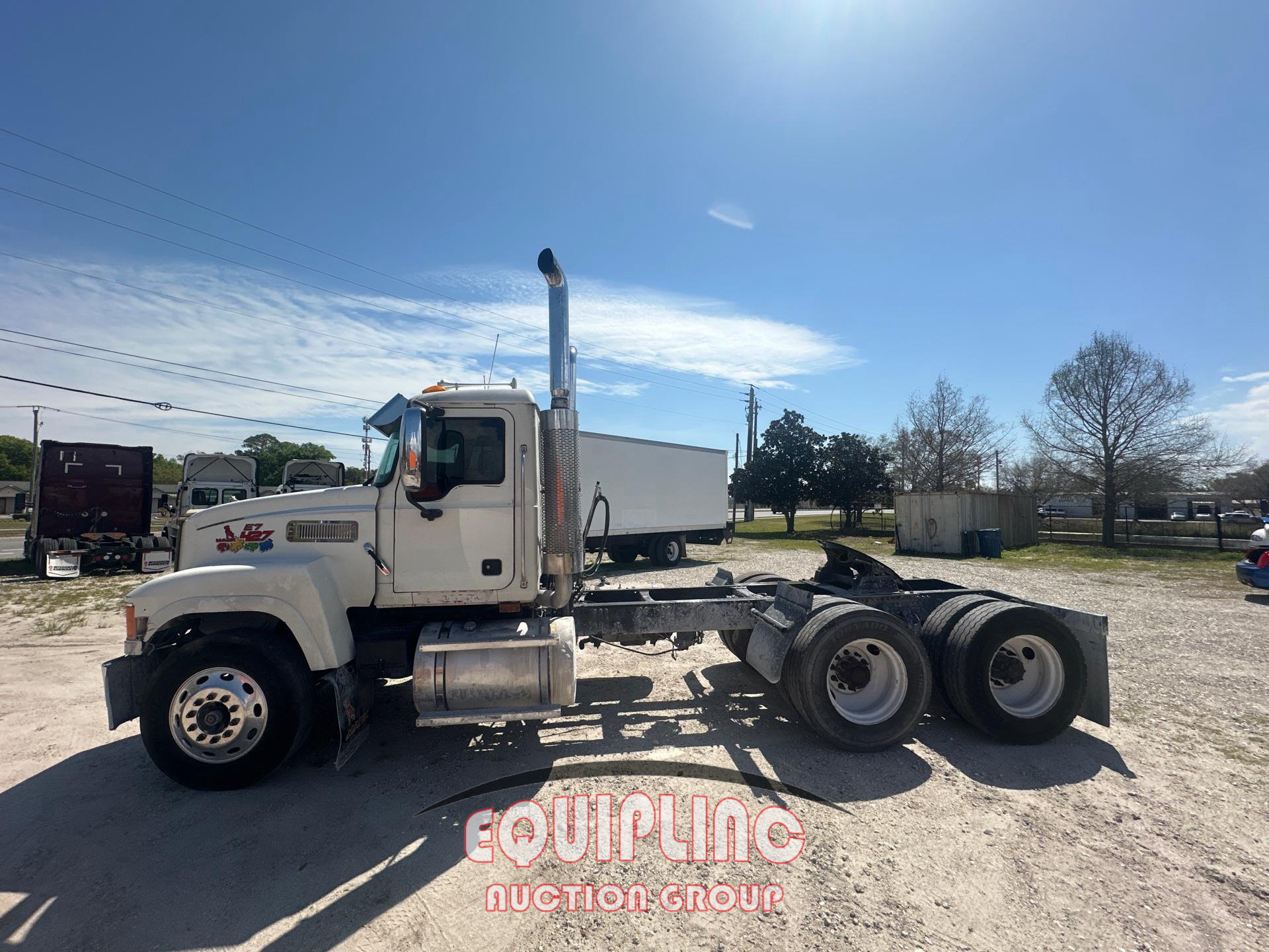 2006 Mack CHU613