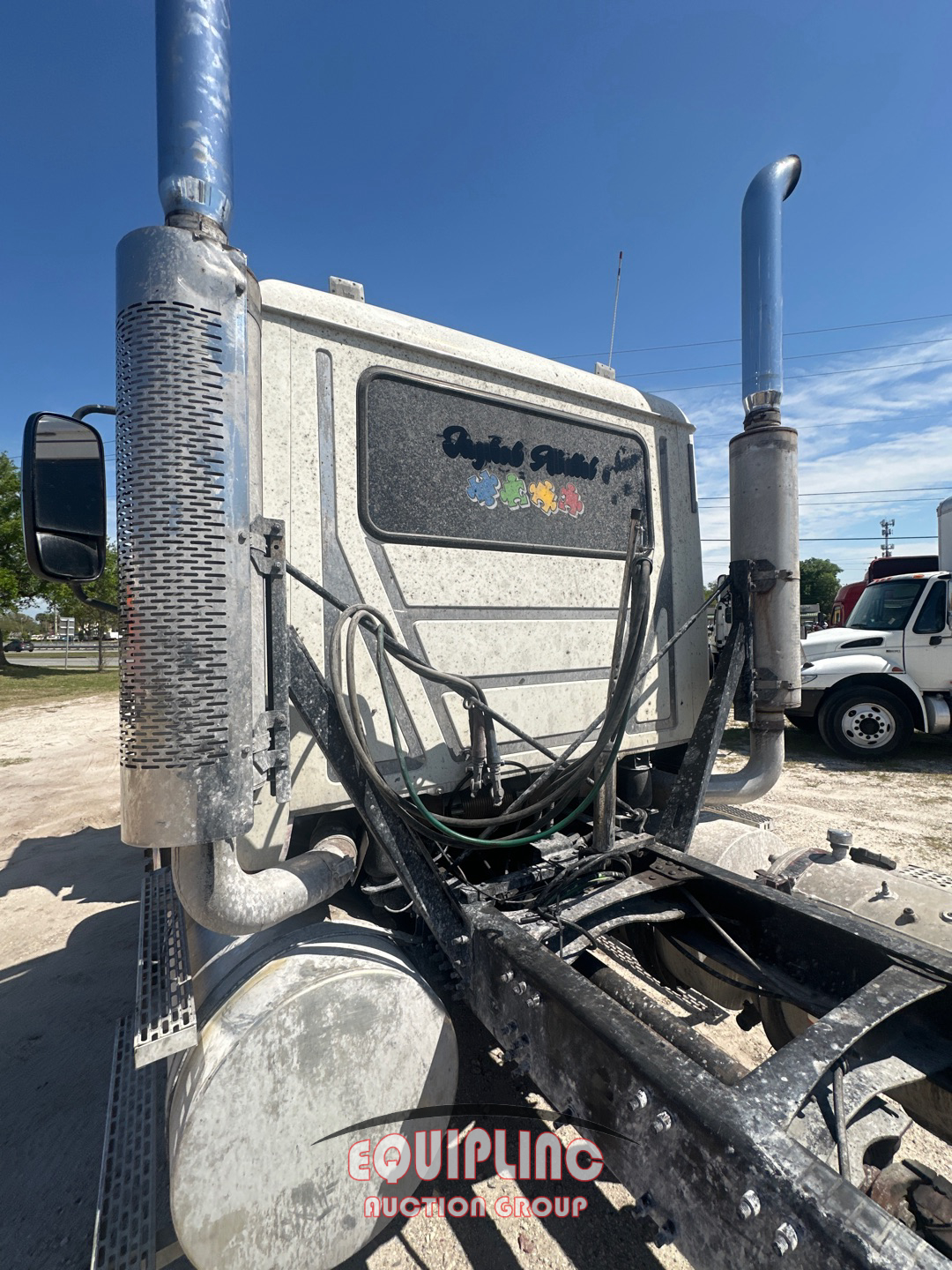 2006 Mack CHU613