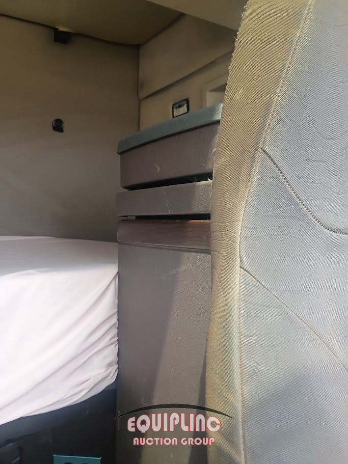 2018 Volvo VNL670