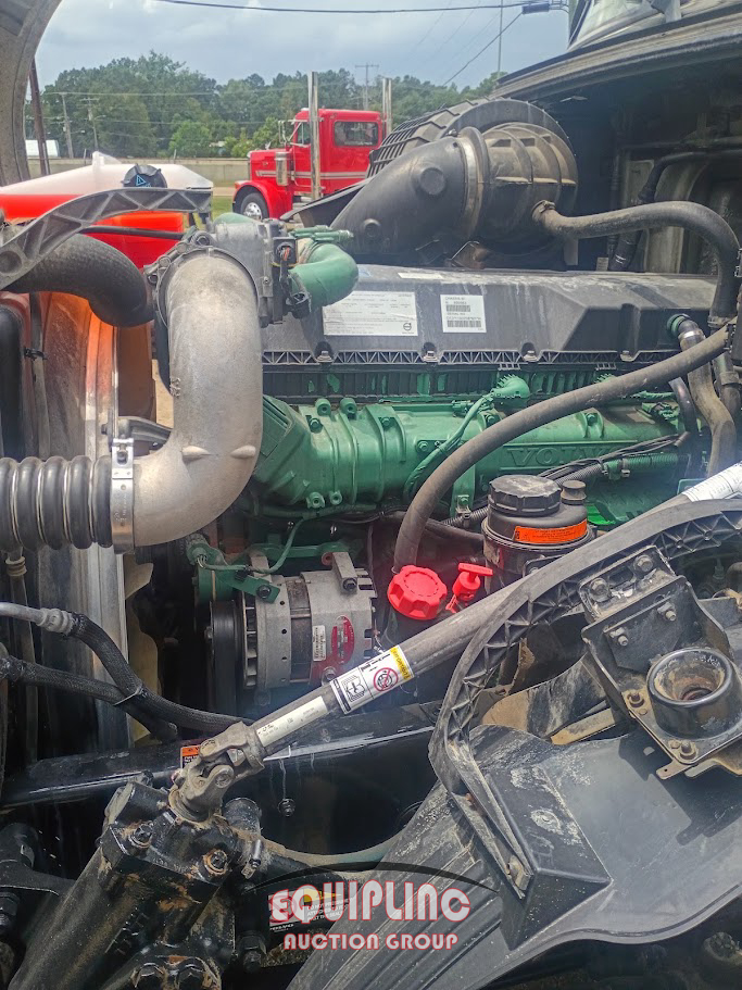 2018 Volvo VNL670